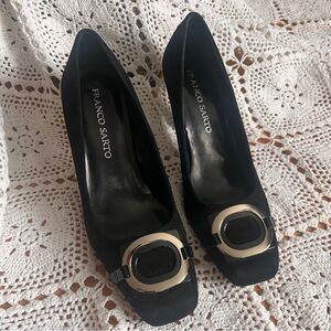Vintage looking Franco Sarto Black High Heels shoes size 7.5‎